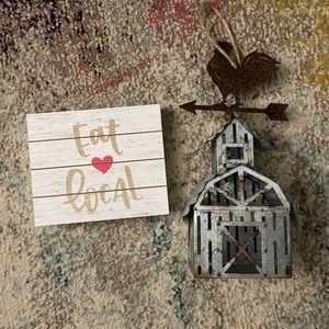 Two piece farmhouse bundle sign and rustic barn
